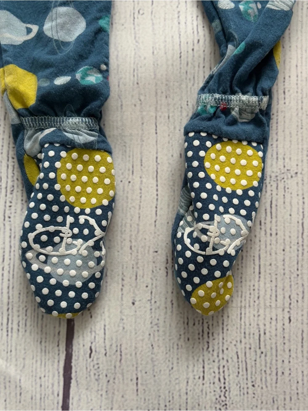 Kickee Pants Kids Bamboo Blue Planet Print Footed Pajamas Size 3-6 months